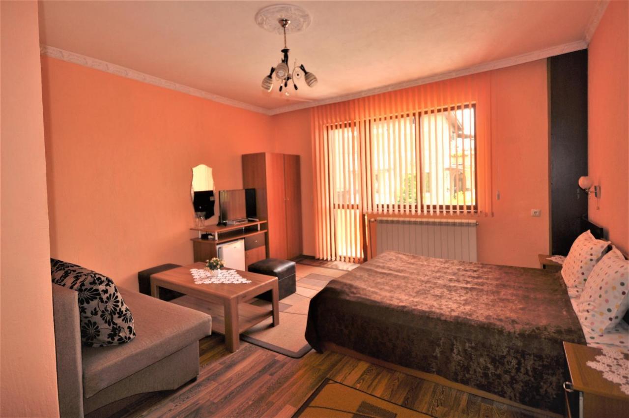 ולינגראד Family Hotel Dalia מראה חיצוני תמונה
