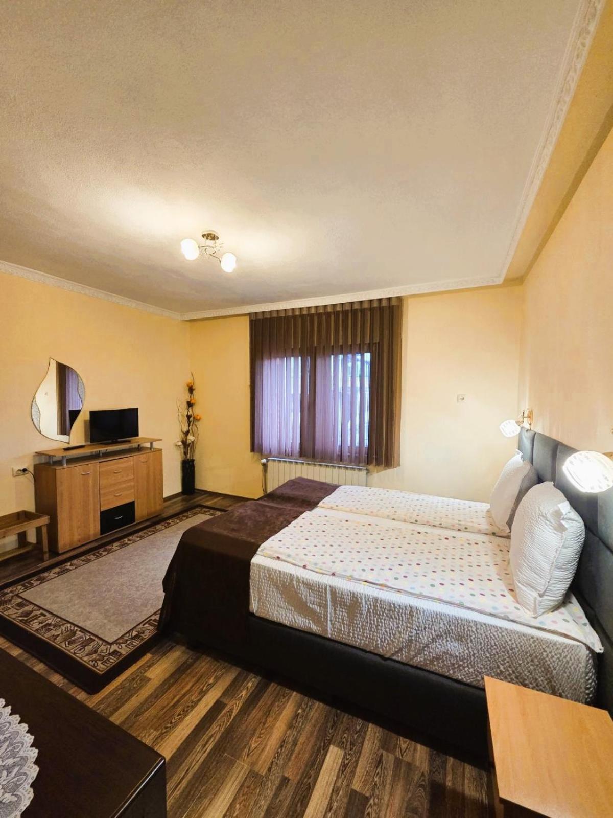ולינגראד Family Hotel Dalia מראה חיצוני תמונה