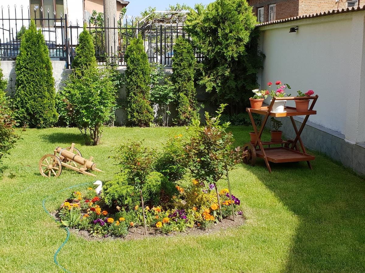 ולינגראד Family Hotel Dalia מראה חיצוני תמונה
